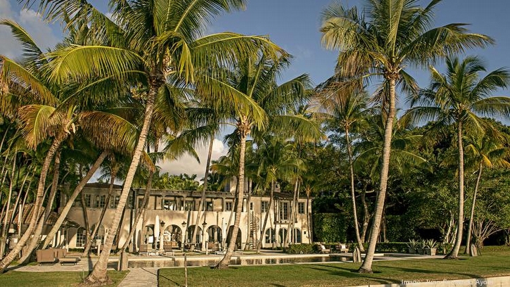 Phil Collins Purchases Former J Lo Home, Another Move for A-List Celebrities